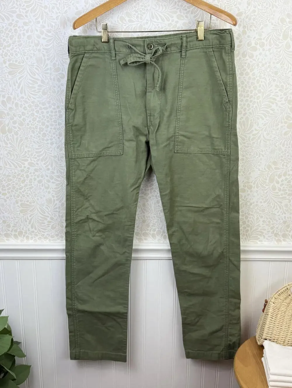 Levi's Men's Green Loose Straight Drawstring Surplus Utility Pant - Size - 34x32